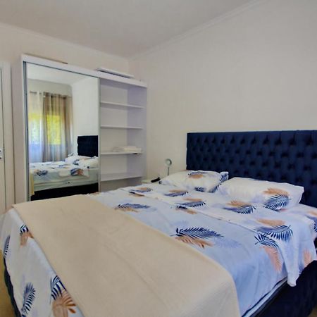 Apartment Martin Kotor Bagian luar foto