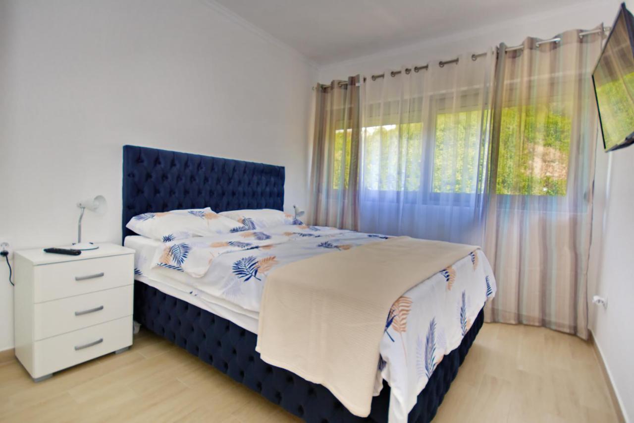 Apartment Martin Kotor Bagian luar foto