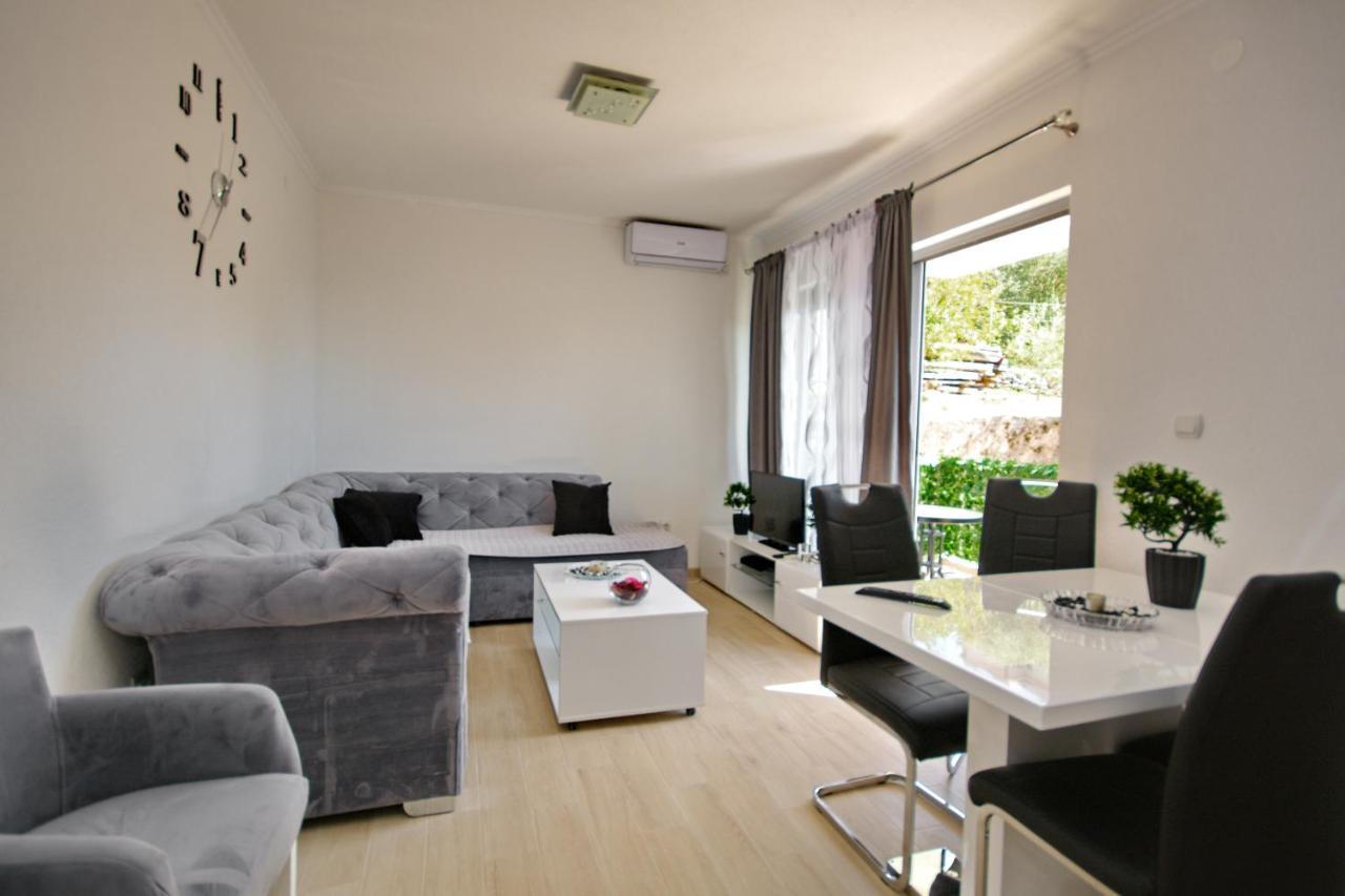 Apartment Martin Kotor Bagian luar foto