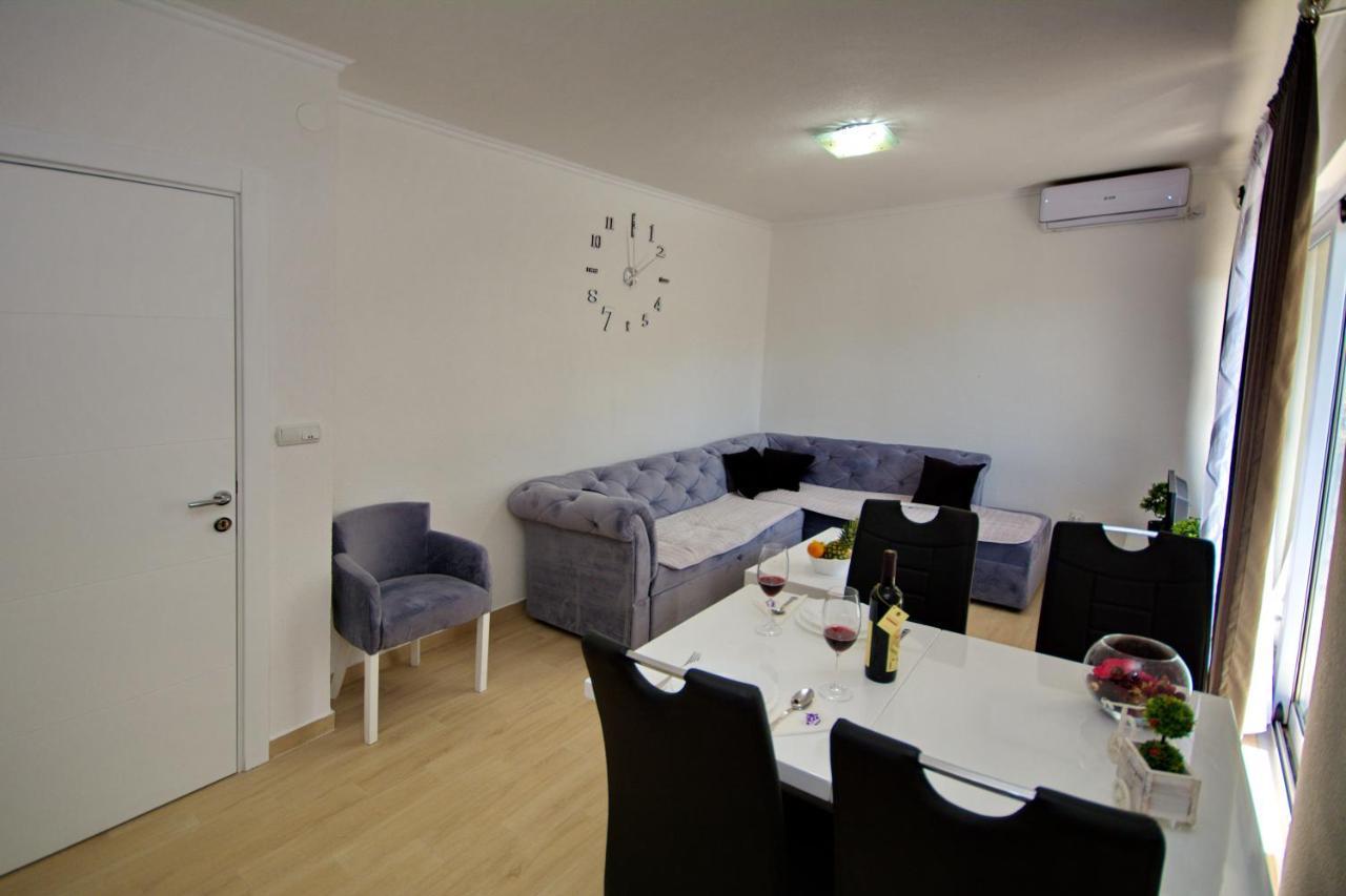 Apartment Martin Kotor Bagian luar foto